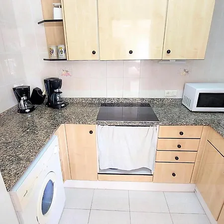 Atico Con Gran Terraza En Grifeu, Cerca De La Playa, Ideal Parejas, - Es-170-90 * Llanca