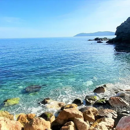 Atico Con Gran Terraza En Grifeu, Cerca De La Playa, Ideal Parejas, - Es-170-90 Llanca