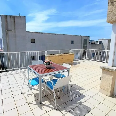 Apartment Atico Con Gran Terraza En Grifeu, Cerca De La Playa, Ideal Parejas, - Es-170-90 *